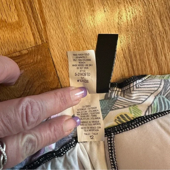 La Blanca Multicolor Patterned Swim Top Sz 12 - Picture 9 of 10